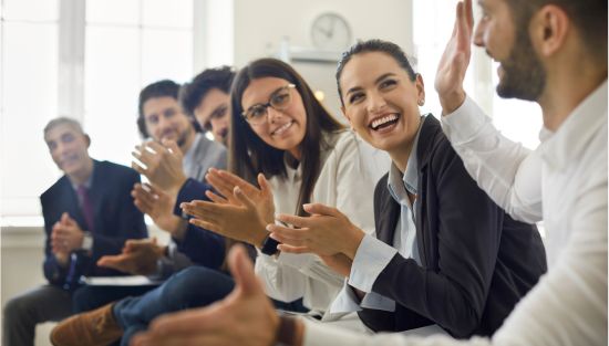 Convocare l’assemblea condominiale: regole e vizi